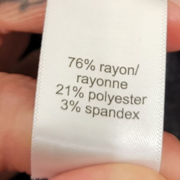 Maurices lightweight sweater - Picture 9 of 14